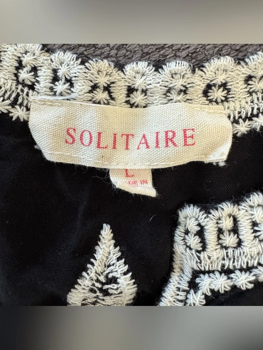 Solitaire Black White Boho Top Floral Embroidered Romantic Whimsy Fairy L - Picture 6 of 7